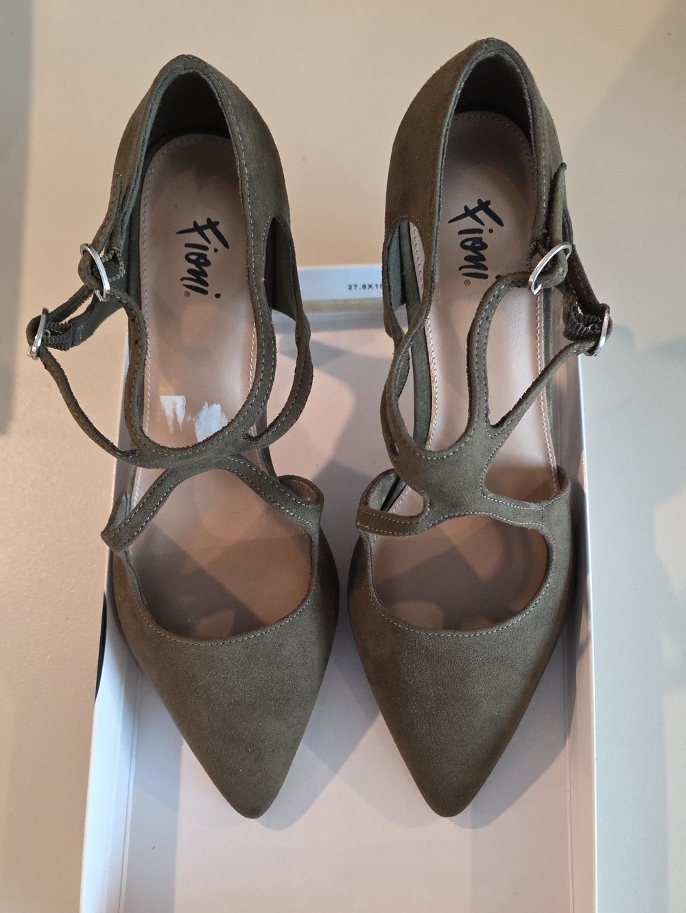 FIONI Clothing Olive Faux Suede Pointed Toe Strappy Pumps.